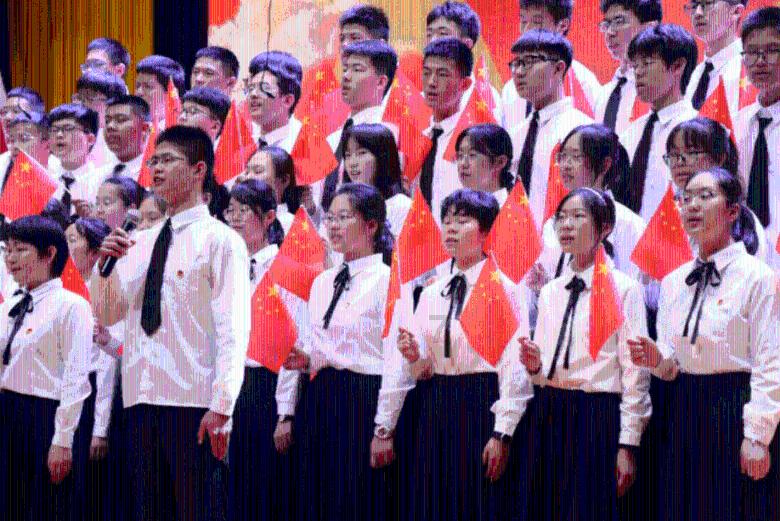 生性格内向，平日少言寡语，适合学医吗？为什么呢？